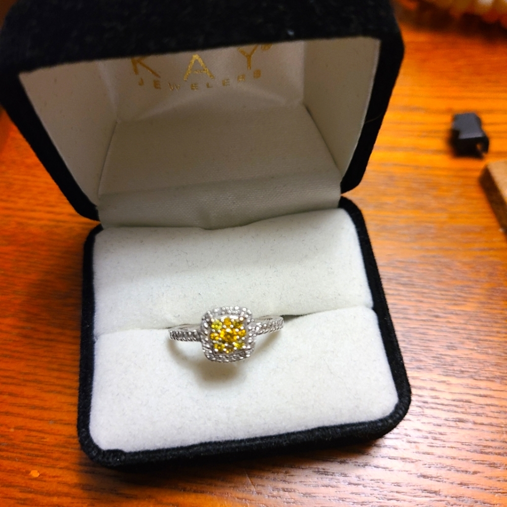 Diamond Ring - image 1